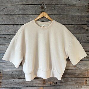 NWT Kyodan Creme Short Sleeved Cropped Crewneck Sweatshirt - Size M